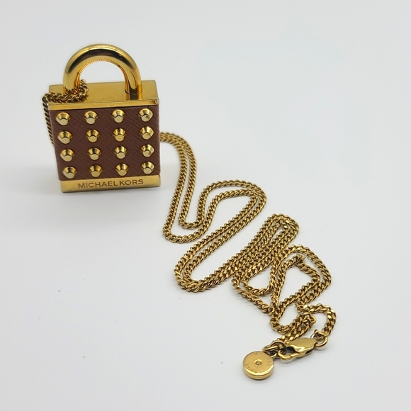 Michael Kors Padlock Pendant in Brown Pebble Leather & Gold Plating 👑 - Picture 12 of 14